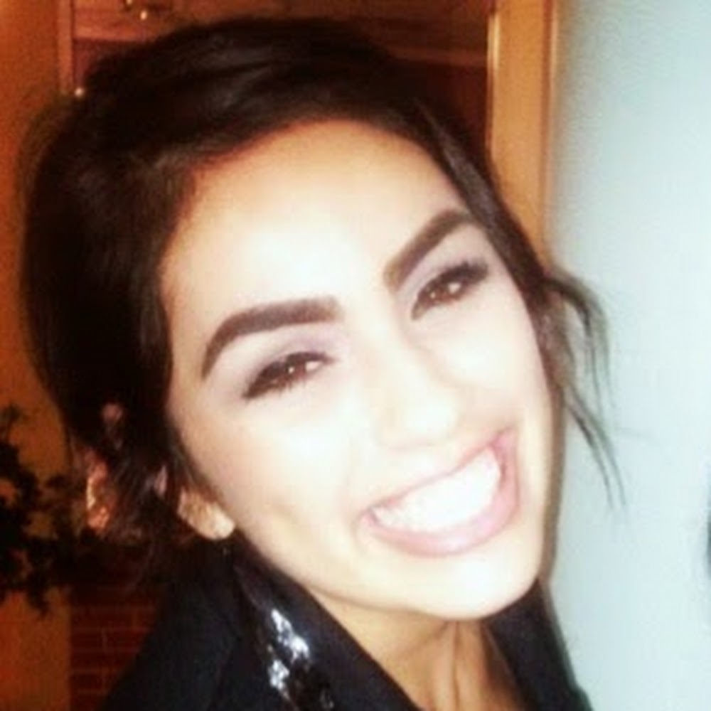 Meet your Posher, Dani